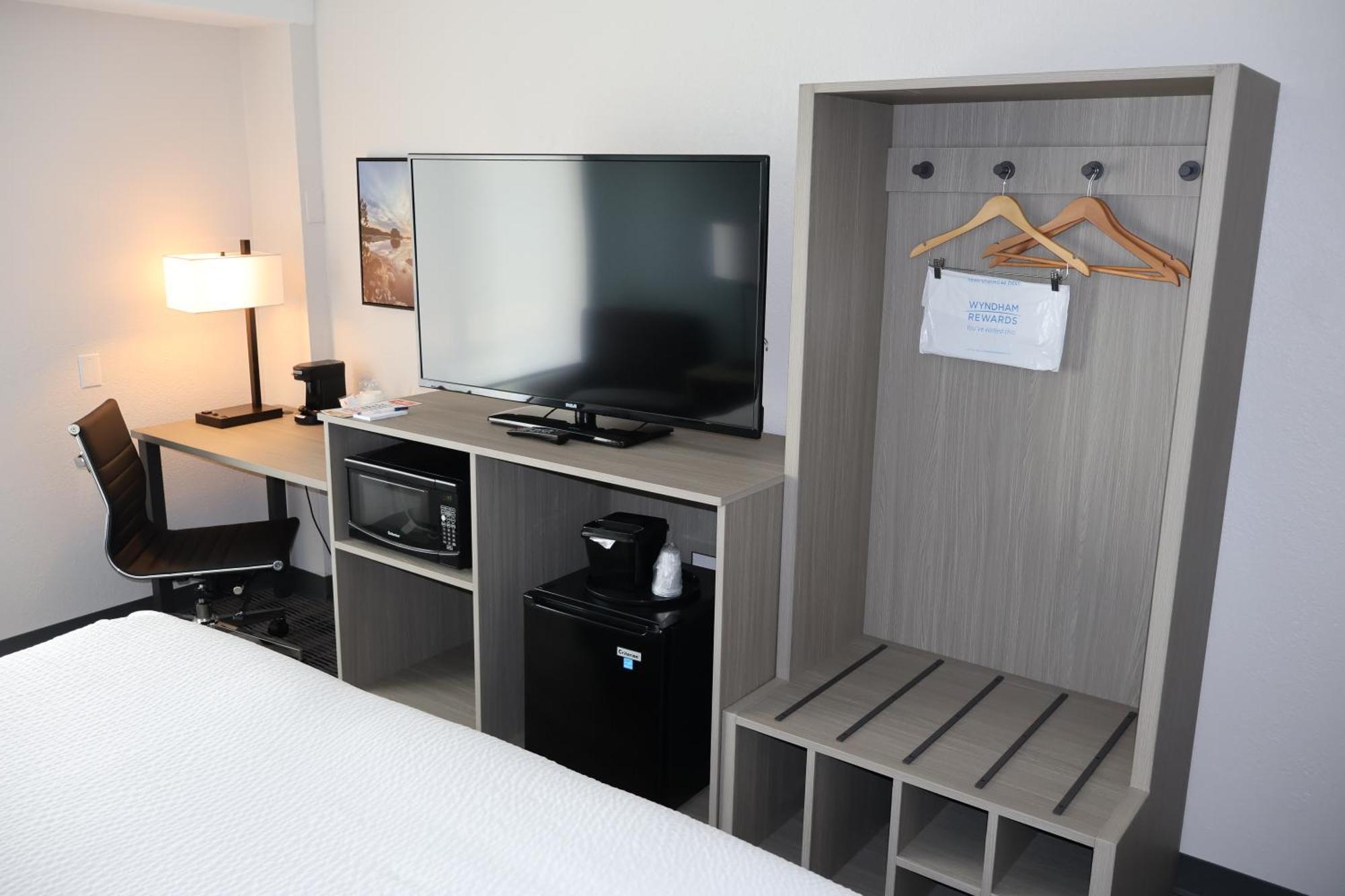 Americinn By Wyndham Baxter Brainerd Екстер'єр фото