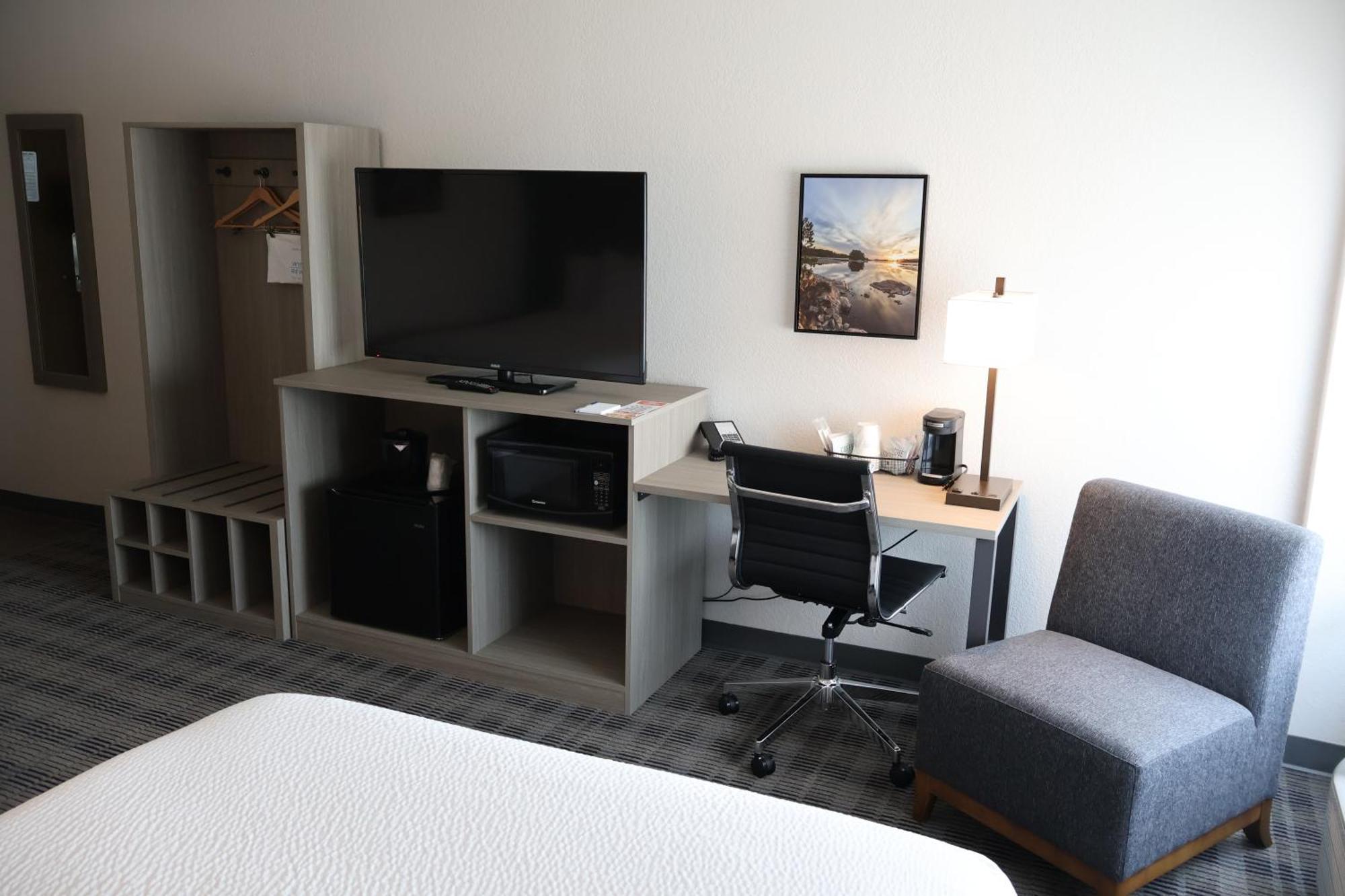 Americinn By Wyndham Baxter Brainerd Екстер'єр фото